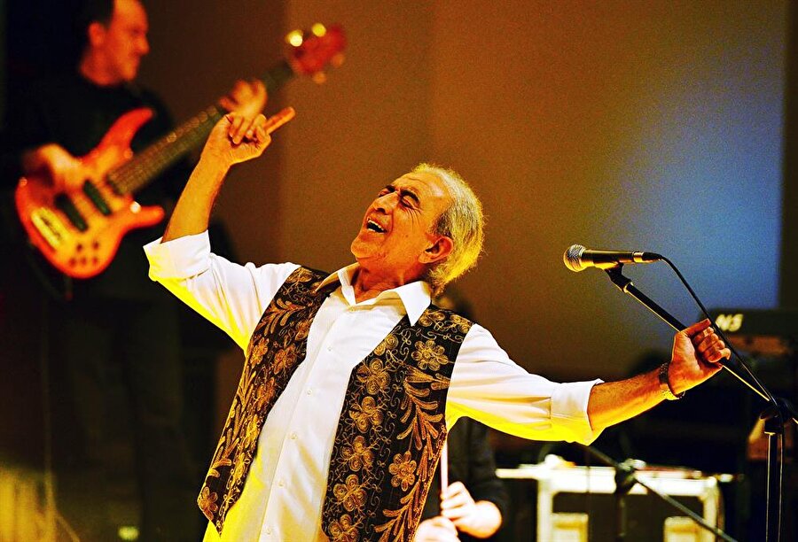 Edip Akbayram