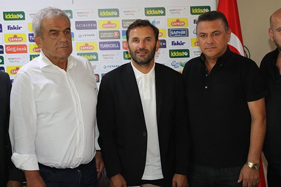 En son Akhisarspor'u çalıştıran Okan Buruk, yeni görevi için oldukça heyecanlı gözüktü.