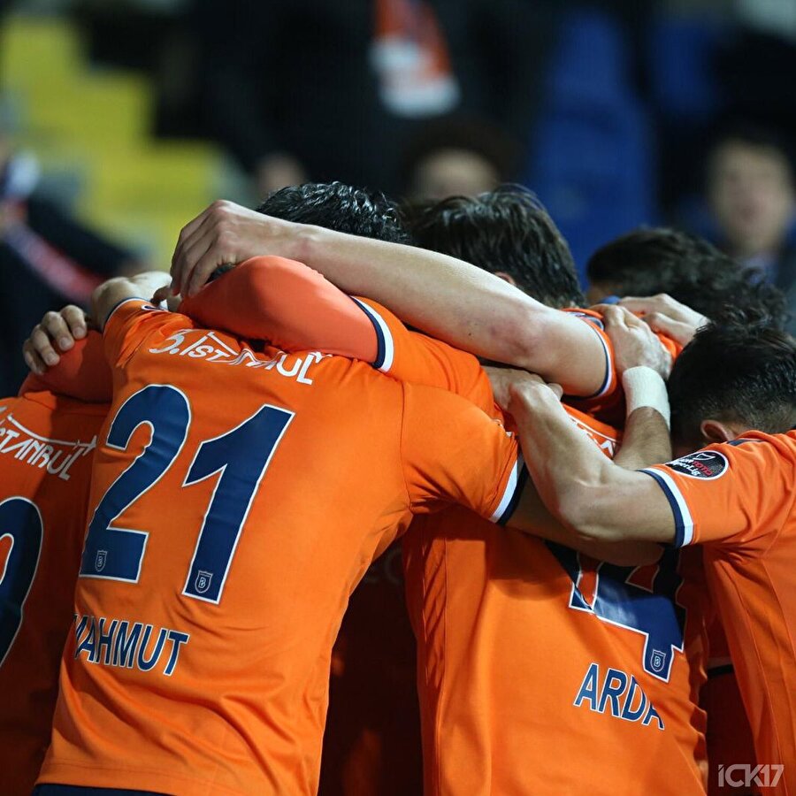 Başakşehir ligde lider konumda bulunuyor.