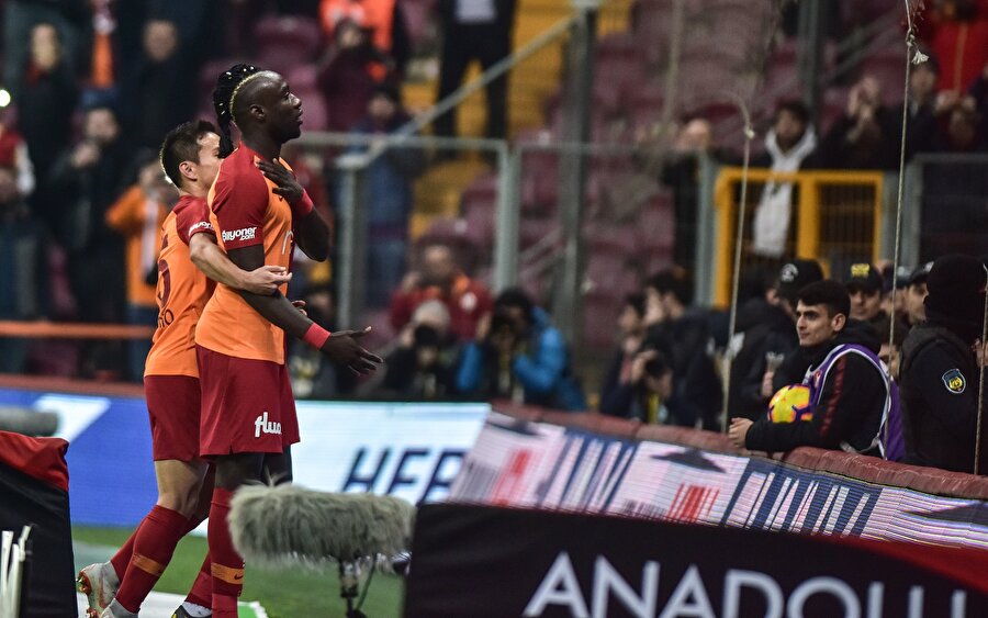 Mbaye Diagne'nin gol sevinci.