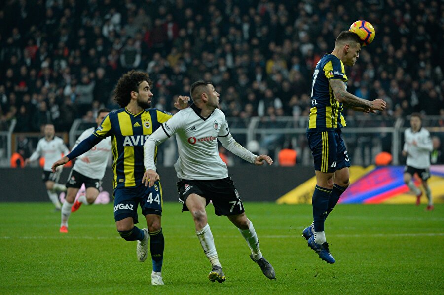 Karşılaşma gol düellosuna sahne oldu.