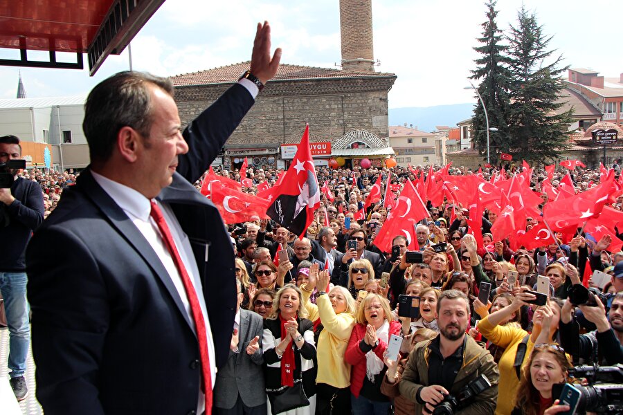 Belediye başkanının 'yabancılara yardım yapılmasın ...