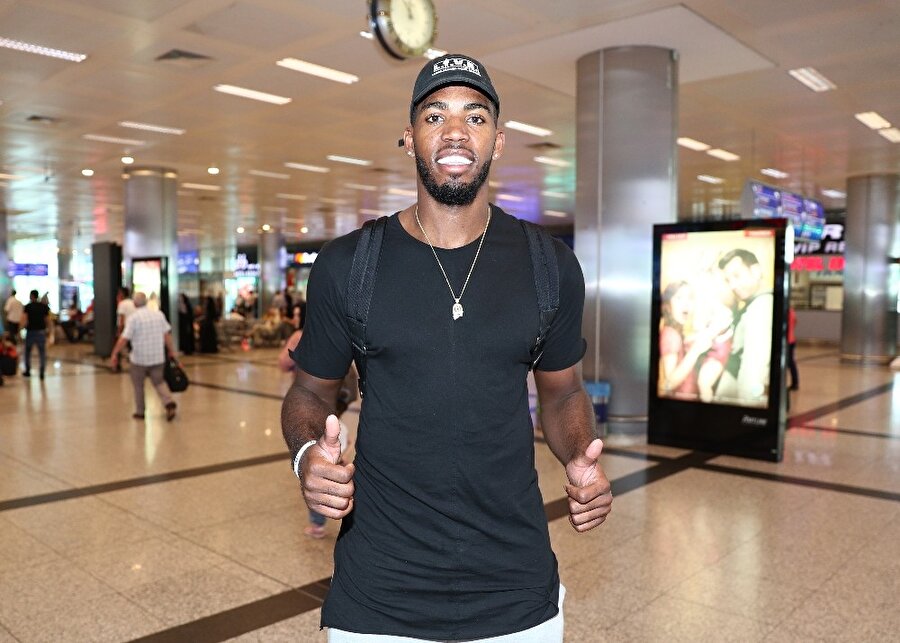 Fenerbahçe’nin yeni yıldızı İstanbul’da