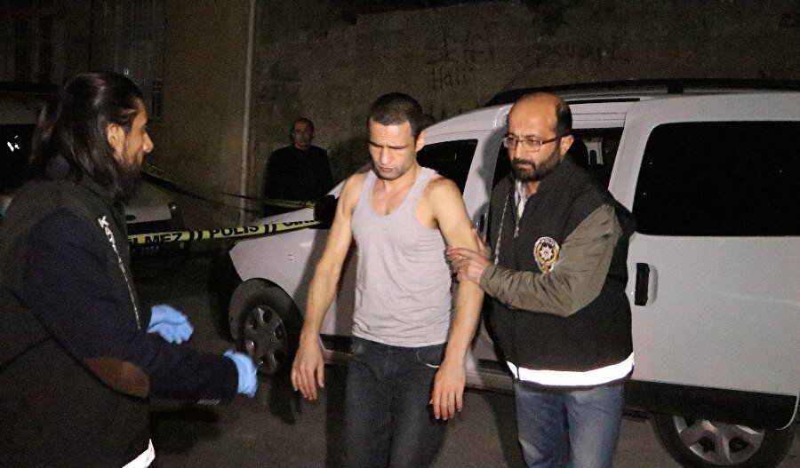 Recep Özdil gözaltına alındı.