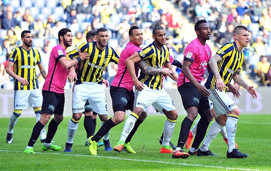 Fenerbahçe, Paşa’ya karşı bileği bükülmüyor