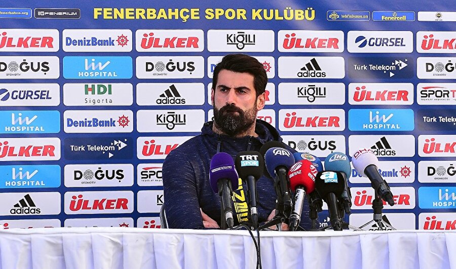 Volkan Demirel, Cenk Tosun'u tebrik etti