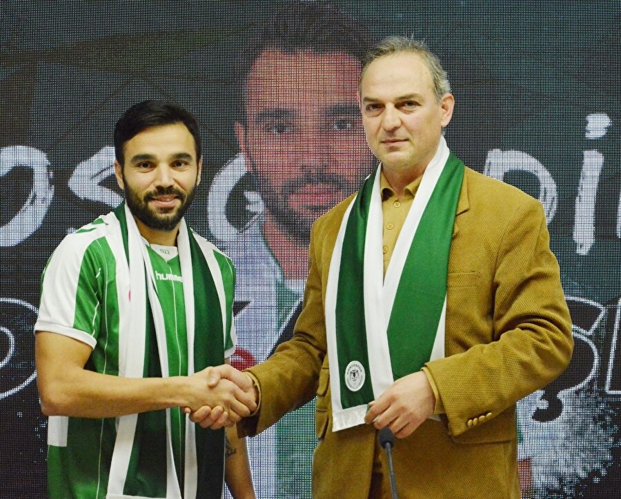 Volkan Şen, son olarak Konyaspor'da forma giyiyordu.