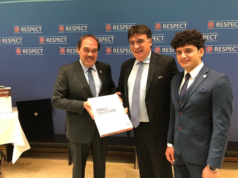 Yıldırım Demirören