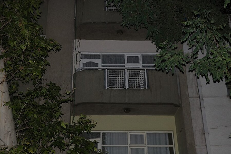 4. kattaki balkondan düşen 1 yaşındaki bebek yaşamını yitirdi.