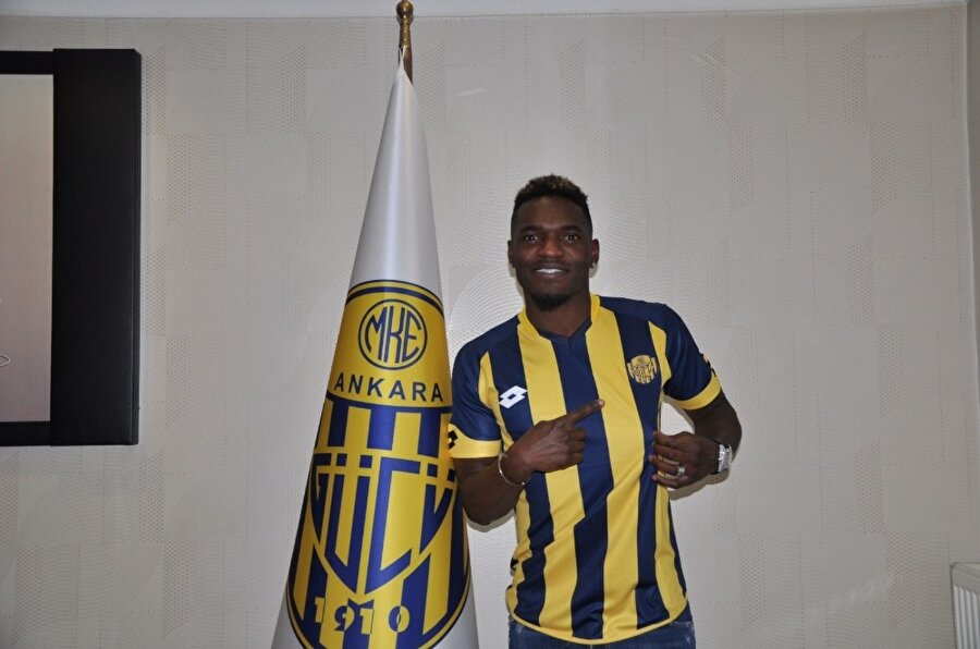 Bifouma, Ankaragücü ile anlaştı