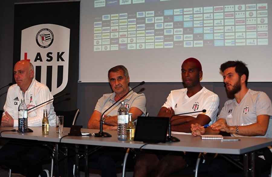Şenol Güneş ve Ryan Babel, LASK Linz maçı öncesinde konuştu.