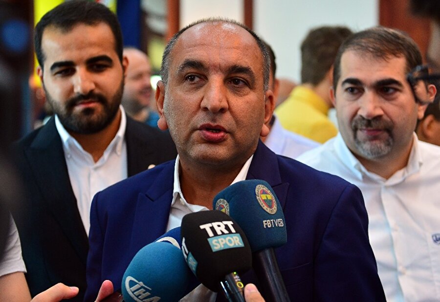 Fenerbahçe Kulübü As Başkanı Semih Özsoy, "Frey bugün İstanbul'a geliyor. Zürich kulübüyle anlaştık, sorun olmazsa anlaştık diyebiliriz."