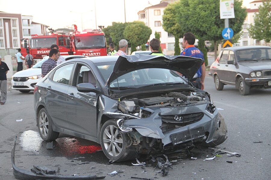 Elazığ'da meydana gelen kazada 6 kişi yaşamını yitirdi.