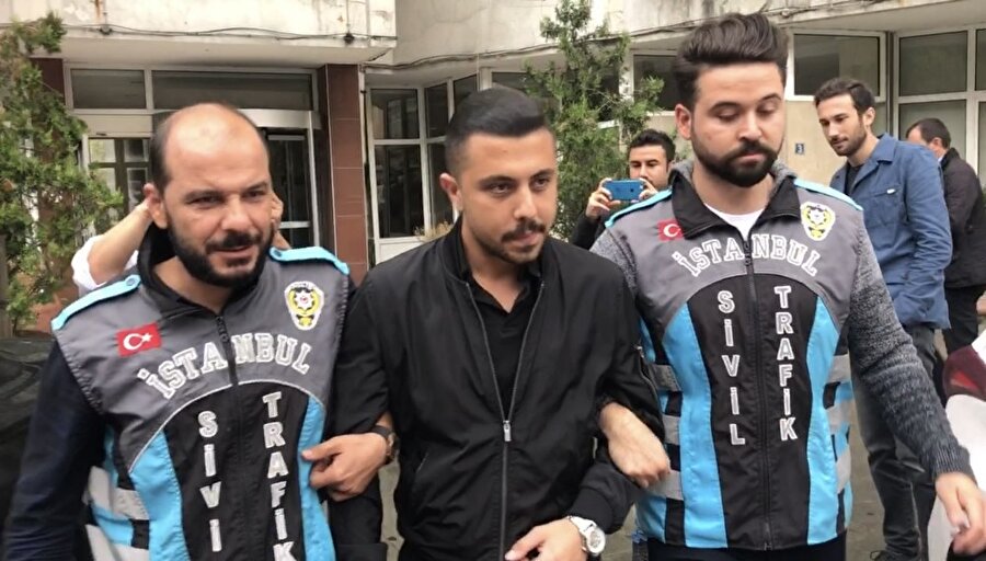Maganda kıskıvrak yakalandı.