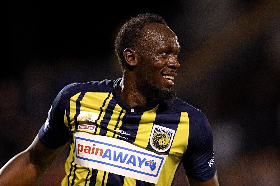 Rekortmen atlet, Central Coast Mariners ile çıktığı hazırlık karşılaşmasında 2 gol kaydetmişti.