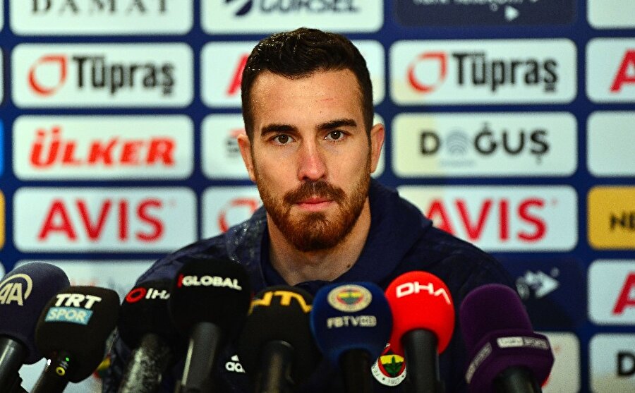 Harun Tekin, Giresunspor'la oynanacak karşılaşma öncesinde basın mensuplarına takımın mevcut durumunu değerlendiriyor...