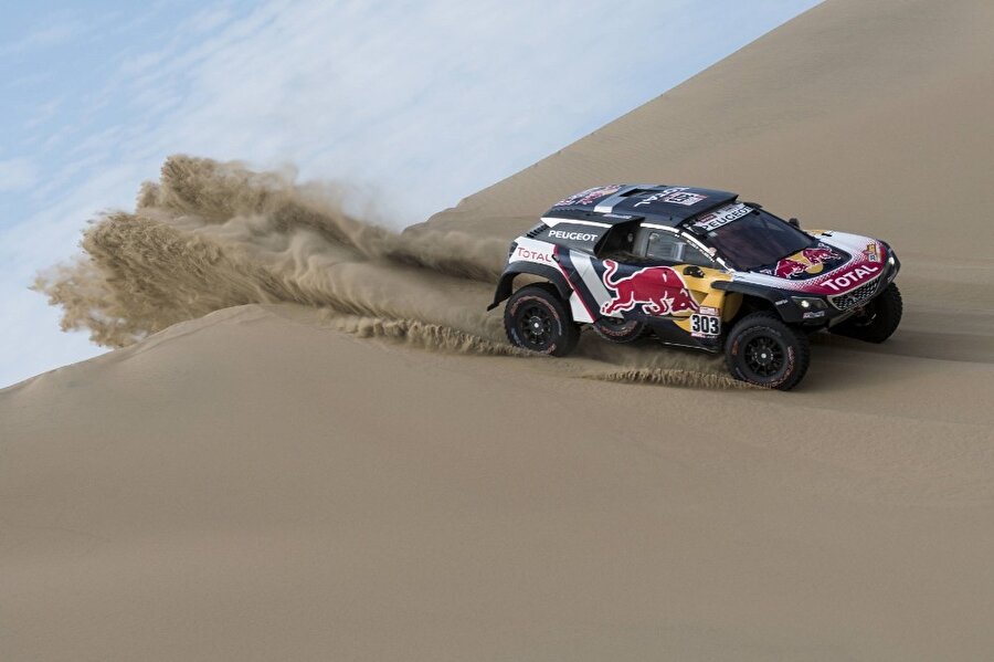 Dünyaca ünlü Dakar Rallisi yine büyük bir çekişmeye sahne olacak.