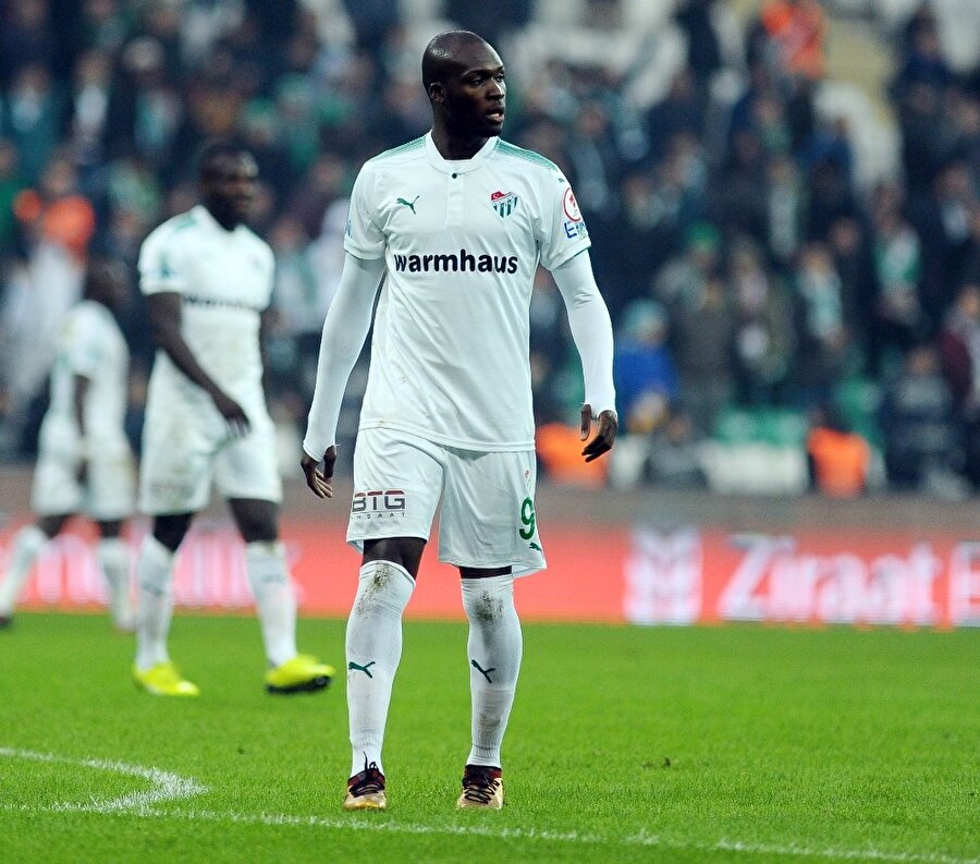 Gazişehir Gaziantep, Moussa Sow'u resmen duyurdu.