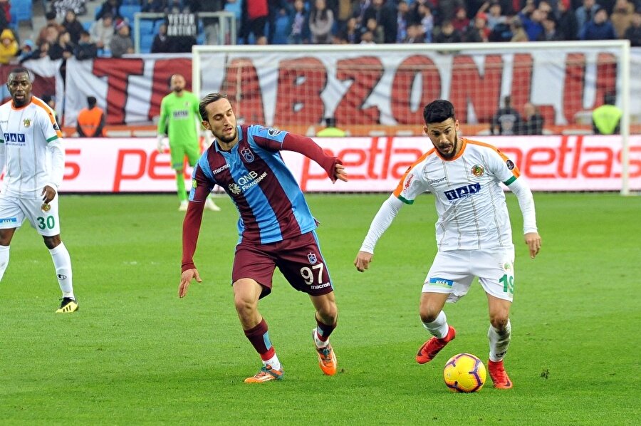 Alanyaspor, Trabzonspor deplasmanından galip ayrıldı.