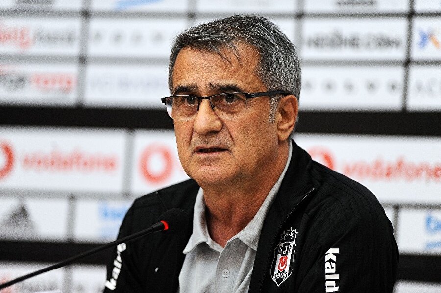 Şenol Güneş, A Milli Takım'la 4 yıllık anlaşmaya varmıştı.
