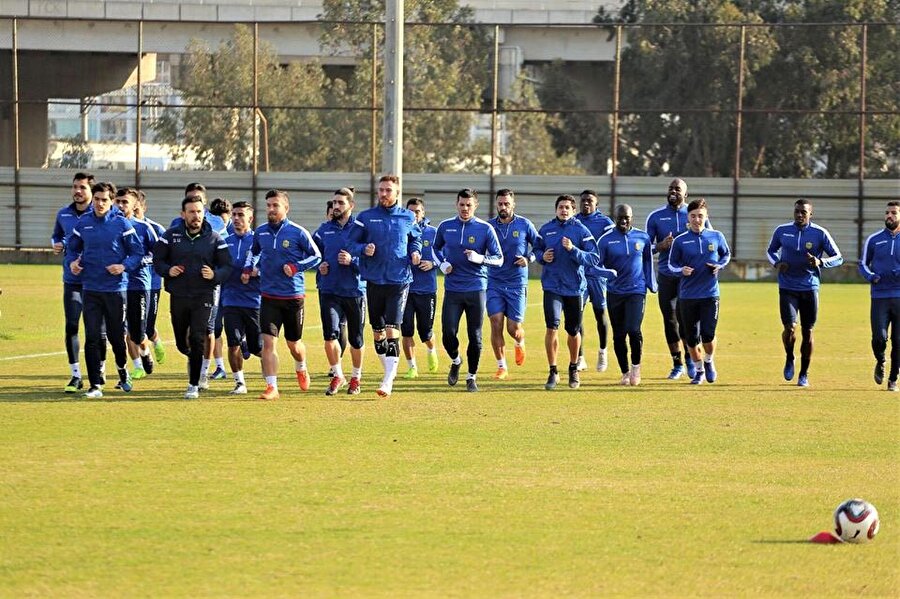 Yeni Malatyaspor ocak ayı transferlerinden sakatlık nedeniyle verim alamadı.