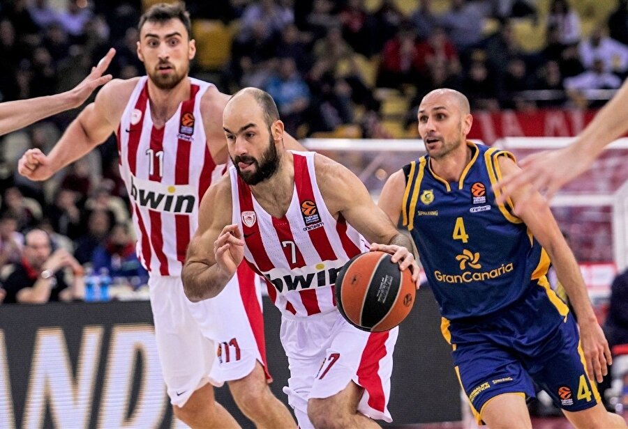 Vassilis Spanoulis sezonu kapattı.