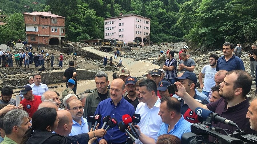 Bakan Süleyman Soylu: "Selde hayatını kaybedenlerin sayısı 4’e yükseldi"