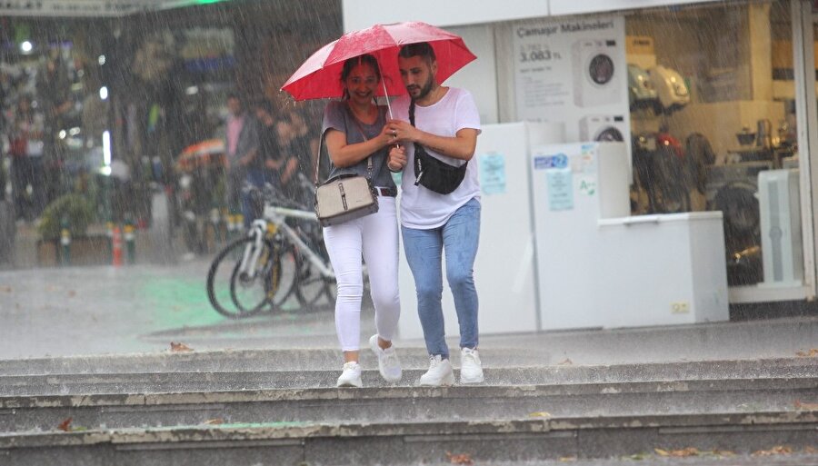 Meteoroloji sağanak konusunda uyardı.