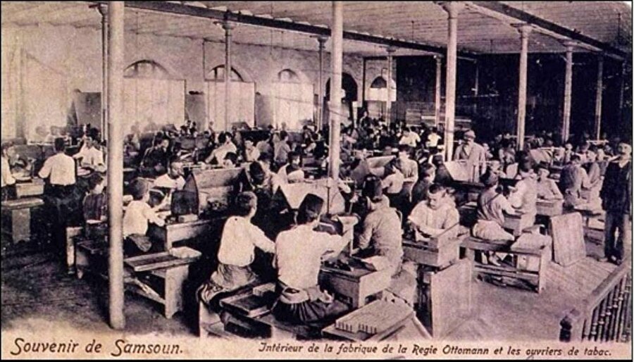 Samsun Reji Fabrikasında Tütün İşçileri
