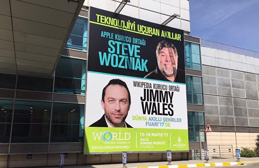 Jimmy Wales, 15-18 Mayıs 2017 tarihleri arasında World Cities Expo İstanbul etkinliğine katılacaktı. 