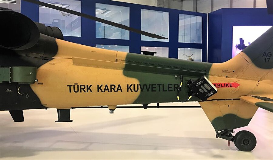 Fuarda katılımcıların göz bebeği olan ATAK, dünyada kendi sınıfındaki en etkin taarruz helikopteri olma ünvanına sahip. 