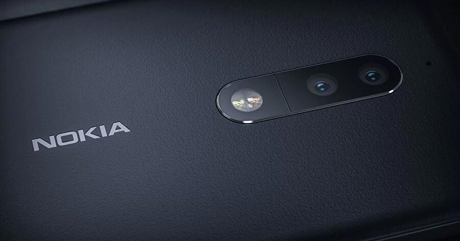 Nokia 9'un arkadaki 13 MP'lik çift kamerası, çift ton LED flaş ile destekleniyor ve bu sayede karanlıkta fotoğraf ya da video çekimleri mümkün hale geliyor. 