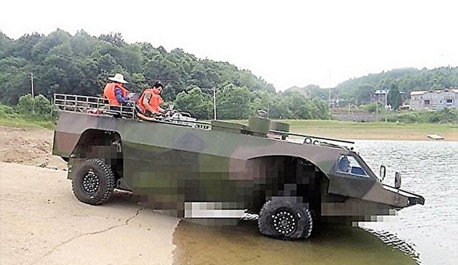 Zırhlı bir yapıda görünen araç kamuflajlarına bakılırsa daha çok askeri alanda kullanılmak üzere üretilecek gibi duruyor.