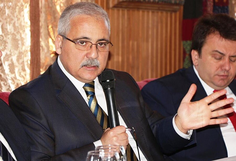Manisa Valisi Mustafa Hakan Güvençer
