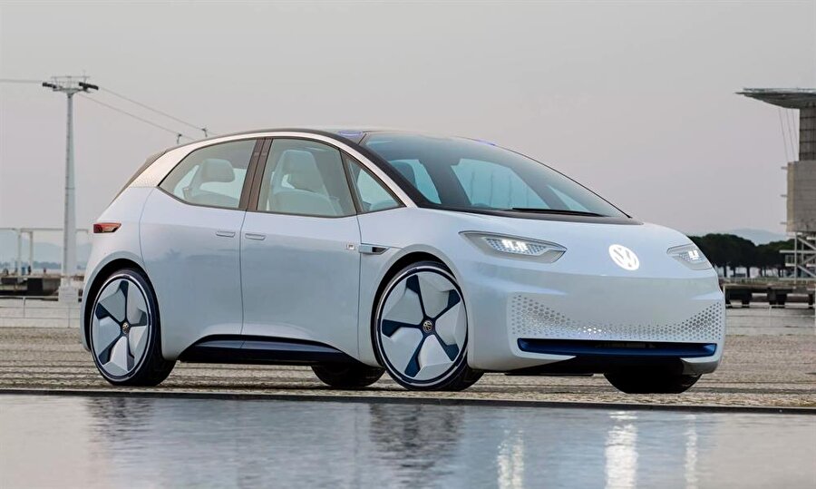 Volkswagen'in ilk elektrikli otomobili ID'nin AR-GE ve üretim çalışmalarının tamamlanmasının ardından 2019 veya en geç 2020 sonunda satışa çıkması bekleniyor. 
