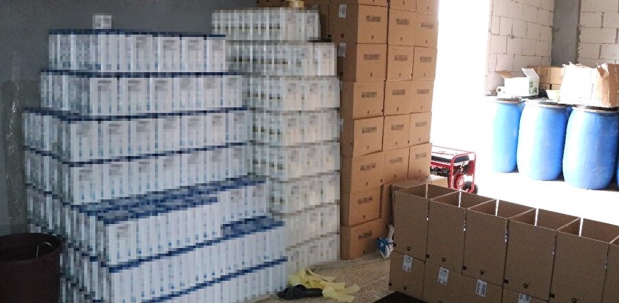 27 bin 438 şişe paketlenmiş şampuan