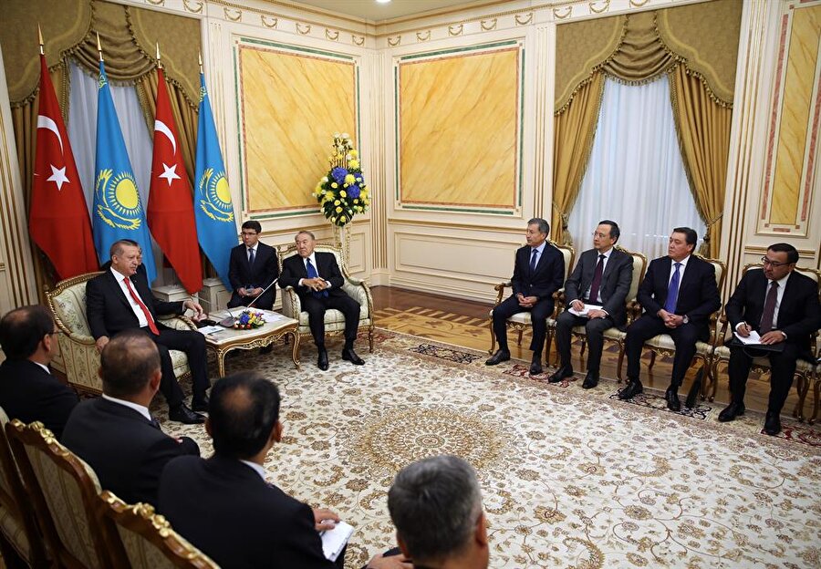 Cumhurbaşkanı Erdoğan'ın Kazakistan'a gerçekleştirdiği resmi ziyaret devam ediyor. (Yasin Bülbül / Cumhurbaşkanlığı)