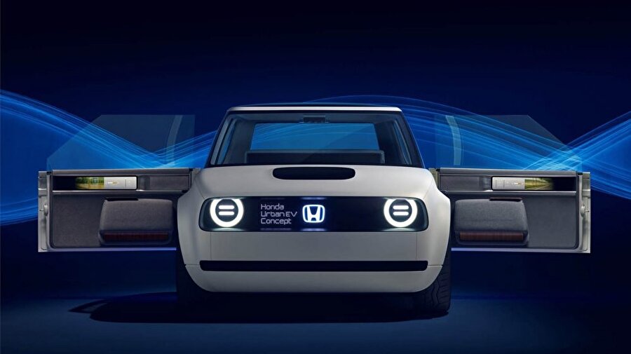 Otomobil sektöründe söz sahibi bir konumda bulunan Japon devi Honda’nın yeni aracı Urban EV’in gözlerden uzak tasarlandığı ve yine çok duyuru yapılmadan tanıtıldığı görüldü.