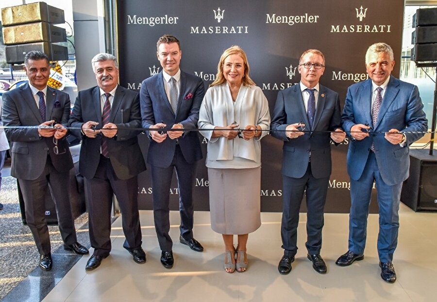 Şirket açıklamasına göre, Maserati Mengerler Bursa tesisinin açılışına Bursa Büyükşehir Belediye Başkan Vekili Abdülkadir Karlık, Tofaş Üst Yöneticisi (CEO) Cengiz Eroldu, Mengerler Yönetim Kurulu Başkan Vekili Gülseren Zanbak ve Fer Mas Şirket Müdürü Sinan Saip Bel katıldı.
