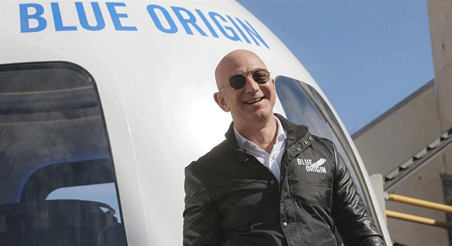 Blue Origin için Amazon'dan kazandığı bir miktar parayla fon oluşturan Bezos, yenilebilir roket çalışması için ar-ge'ye büyük önem veriyor. 