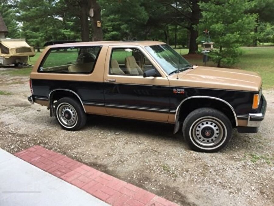 1987 model Chevrolet Blazer.