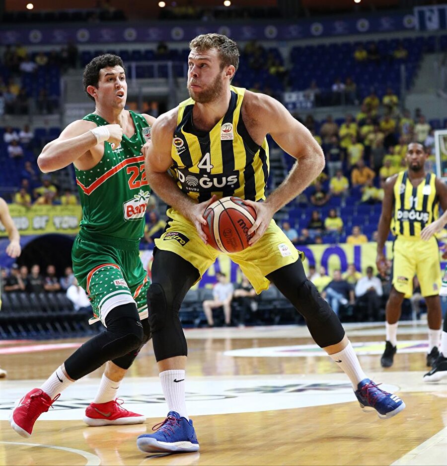 Fenerbahçe lige iyi başladı.