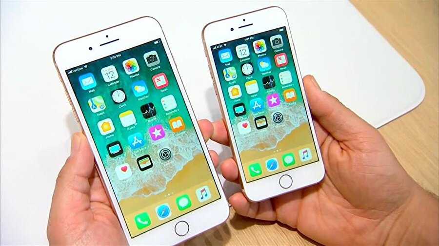 iPhone 8 ve iPhone 8 Plus 4.7 inç ve 5.5 inç ekran boyutlarıyla sunuluyor. 