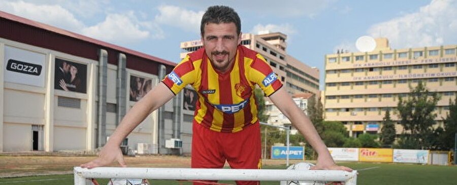 2005 yılında Galatasaray'a transfer olacaktı ancak son anda transfer gerçekleşmedi.