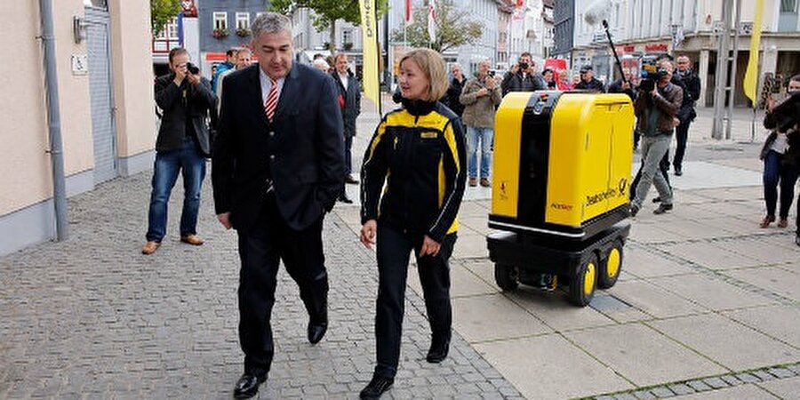 DHL'in postacı robotu 'boyut' anlamında da 'problemsiz' olarak değerlendiriliyor.