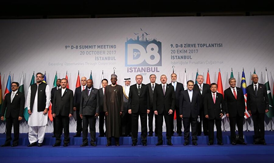 Cumhurbaşkanı Erdoğan ve D-8 liderleri