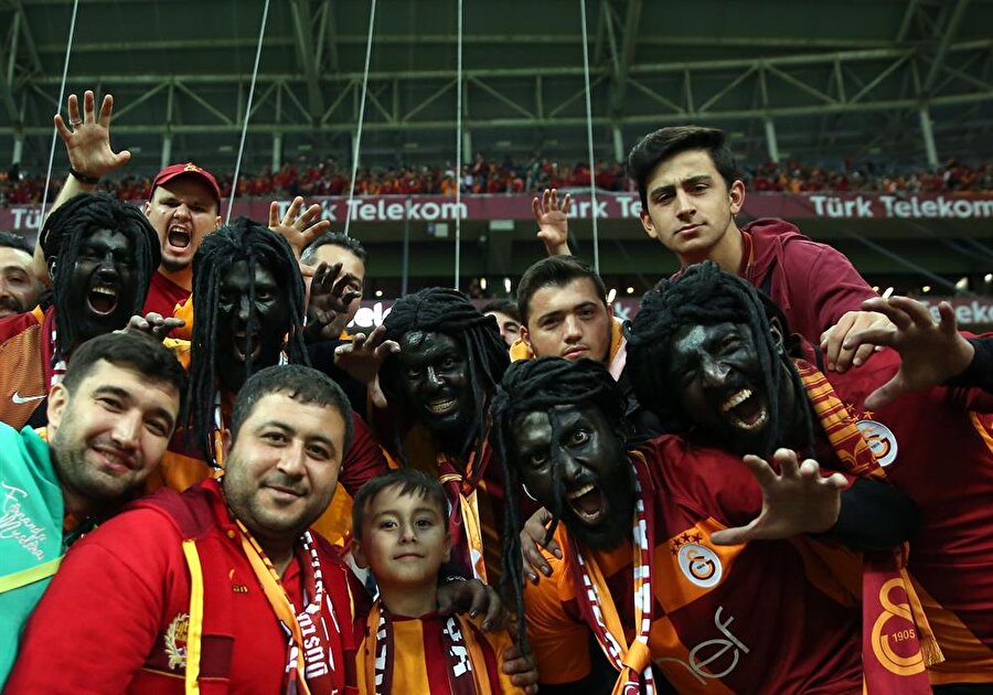 Türk Telekom Stadı'nda seyirci rekoru kırıldı.