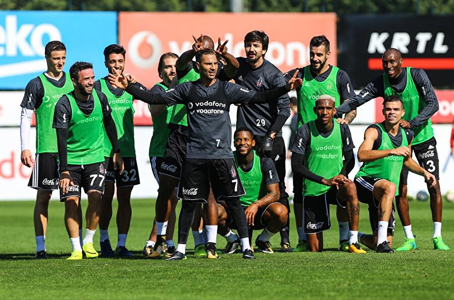 Beşiktaşlı futbolcular galibiyete odaklandı. (Fotoğraf: AA)
