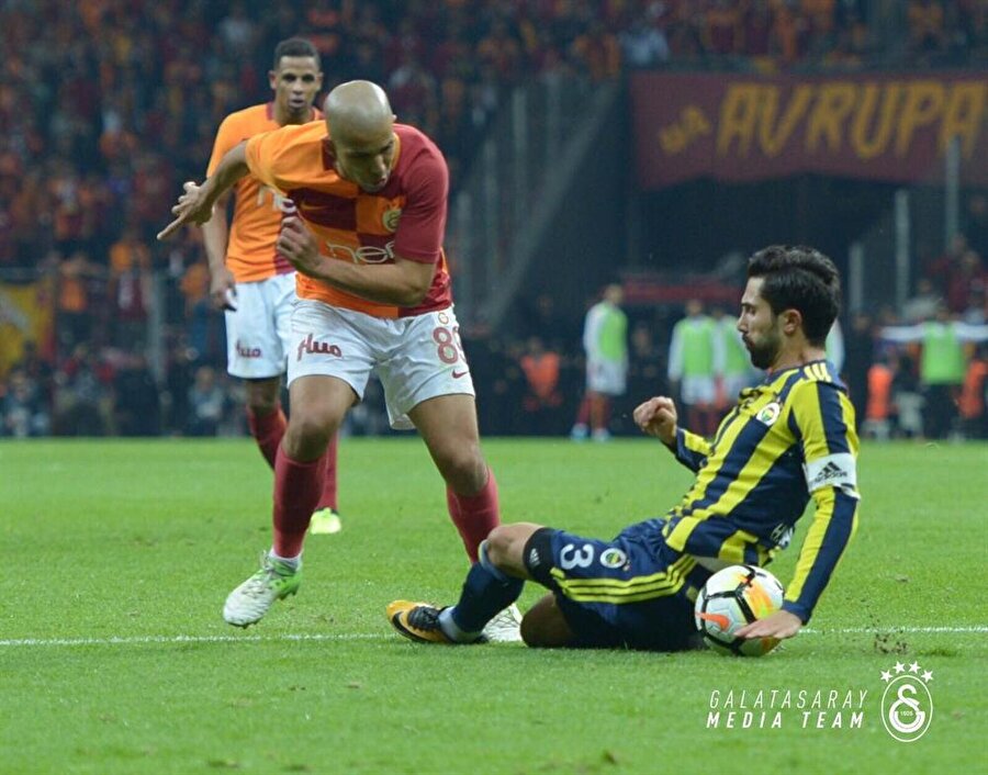 Penaltı tartışmalarının yaşandığı pozisyonu paylaşan Galatasaray Kulübü, 