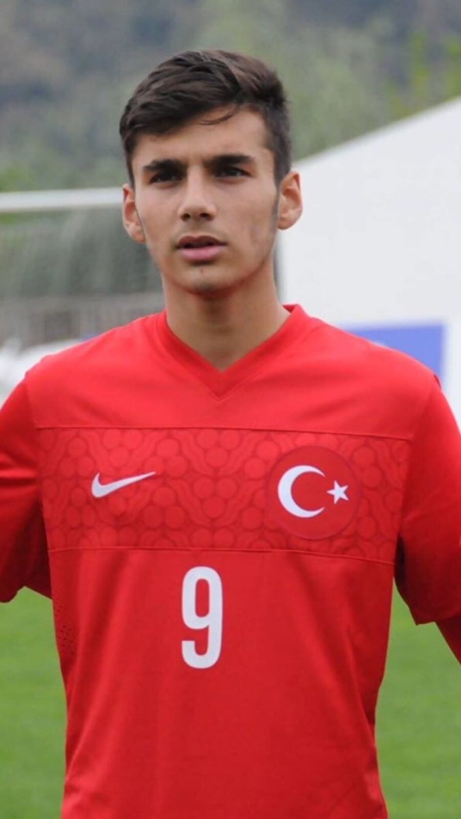 Genç oyuncu U17 Milli Takımı ile çıktığı maçlarda 2 gol atma başarısı gösterdi.